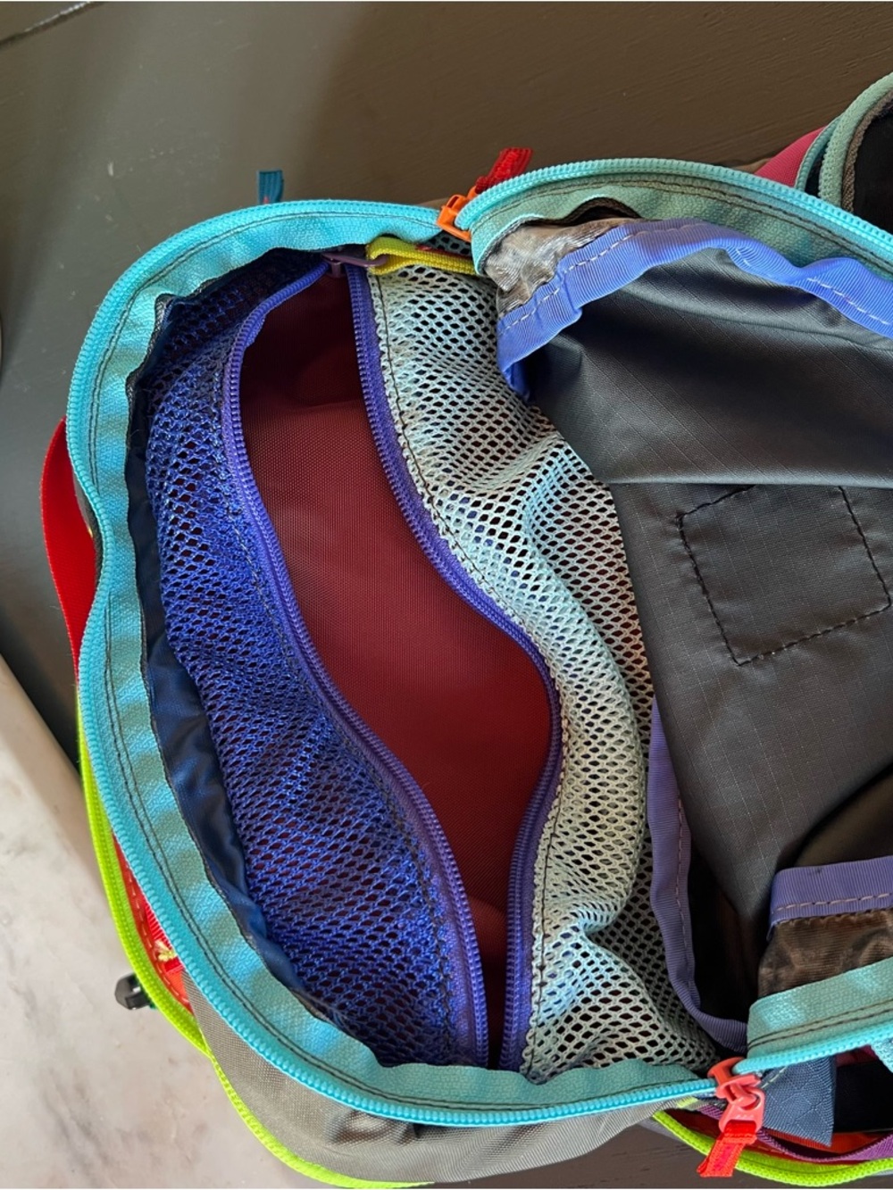 cotopaxi TARSA 16L Del Dia backpack colorful black pink teal backpack travel - Picture 10 of 10